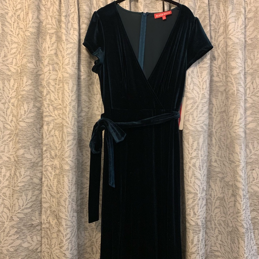 Crushed velvet emerald green maxi floor length dress